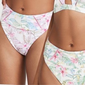 NWT LoveShackFancy X Hurley - Hawaiian Hibiscus Reversible Cheeky Bikini Bottoms